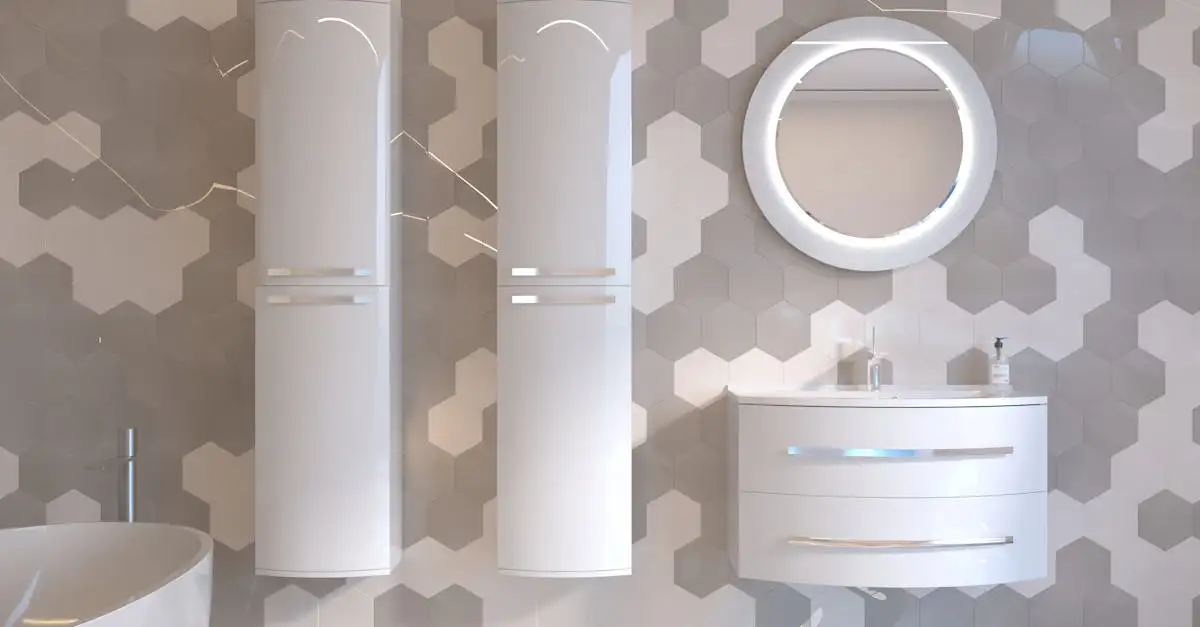 Selbstklebende Wandfliesen: Einfache Montage & Design